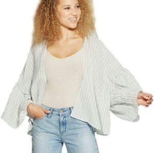 Universal Thread Bell Sleeve Top